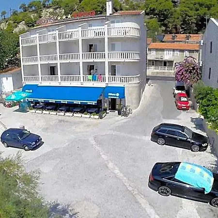 Ξενοδοχείο Krilo 3*