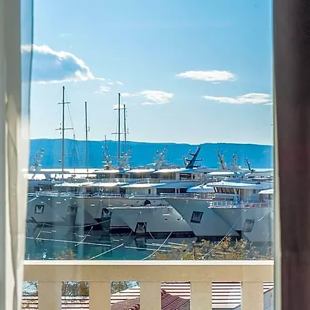 Krilo Ξενοδοχείο 3*